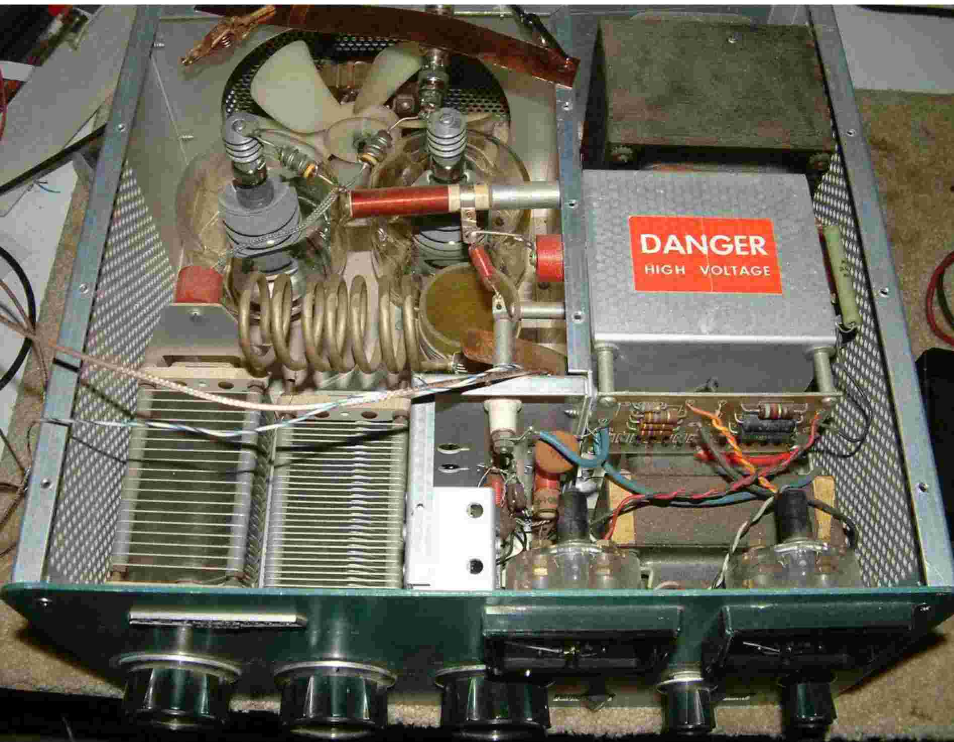 Sb 220 amplifier